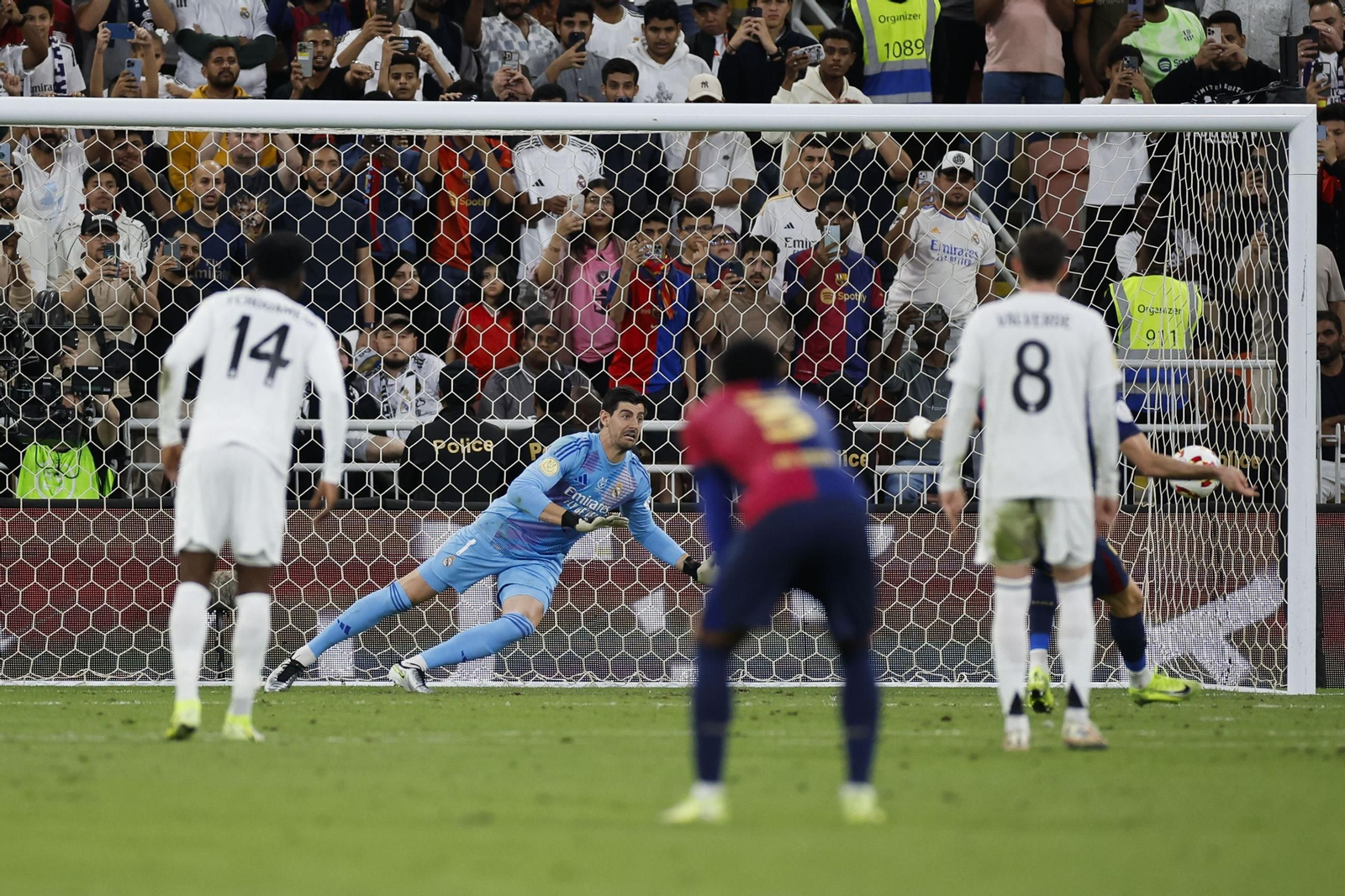 Las fotos de la Supercopa Barcelona - Real Madrid