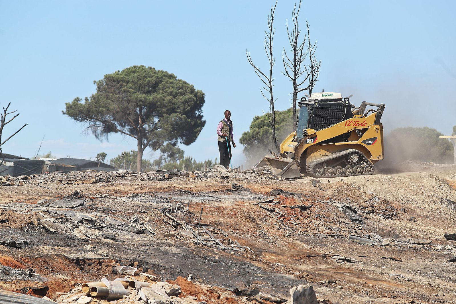 Así quedó el asentamiento de chabolas en Palos de la Frontera tras el incendio