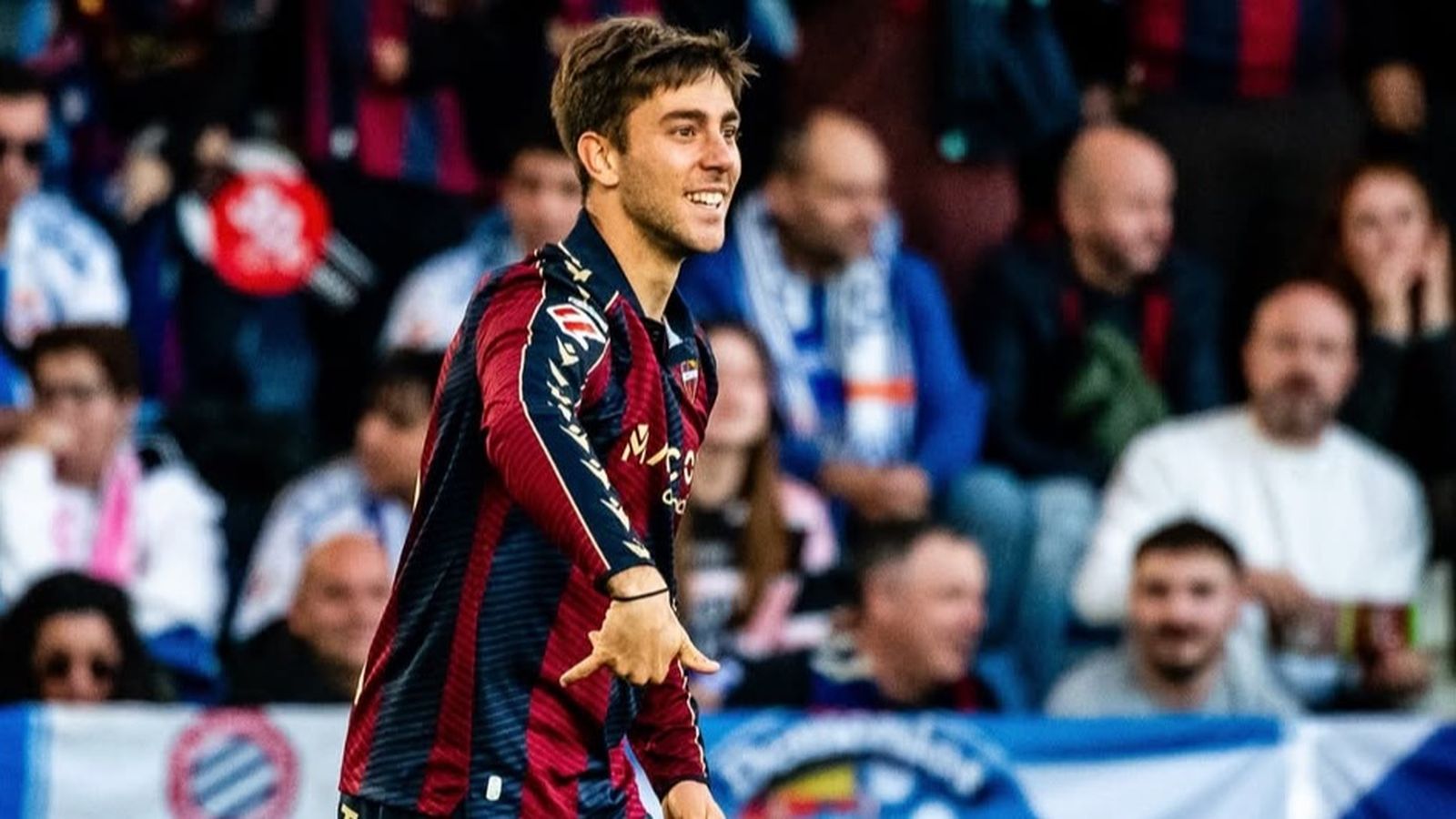 Iker Losada celebra su segundo gol de la temporada con el Levante