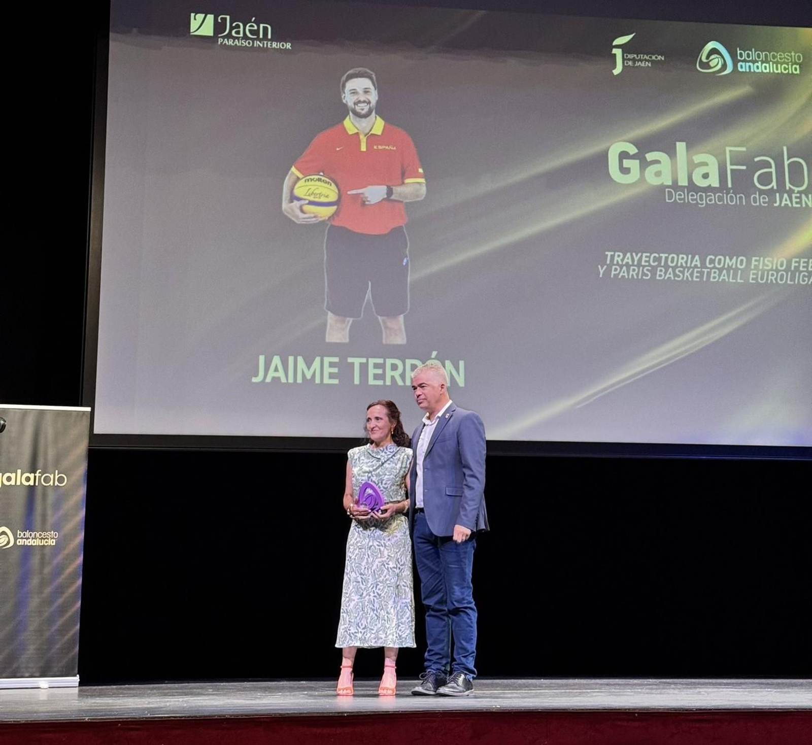 En imágenes: reconocimiento al baloncesto provincial en la Gala FAB Jaén 2025