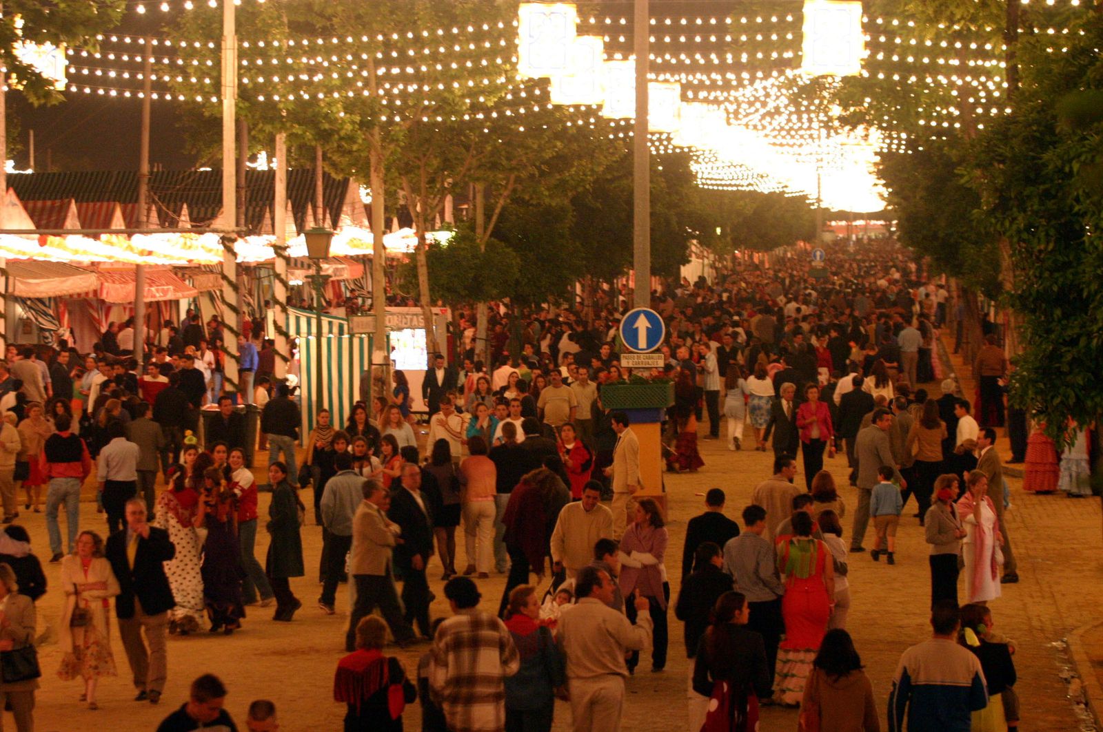 La Feria de Abril de noche.