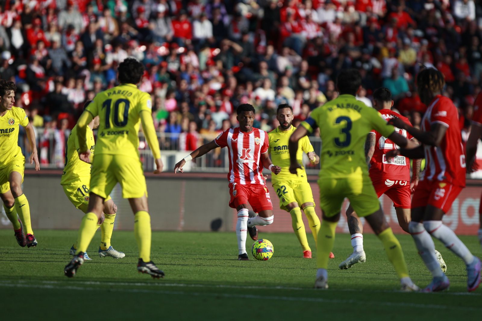 Imágenes de la derrota de la U.D. Almería ante el Villarreal por 0 a 2