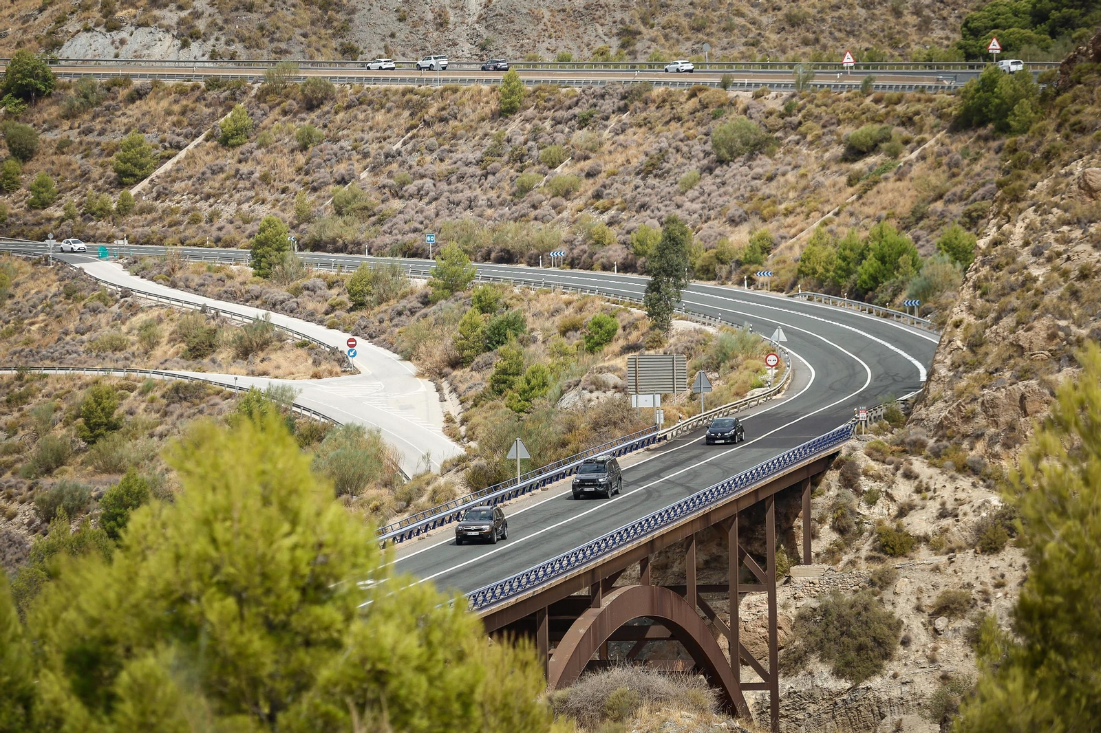 Fotos: así ha ido el primer día de cortes en la autovía A-44 de la Costa de Granada