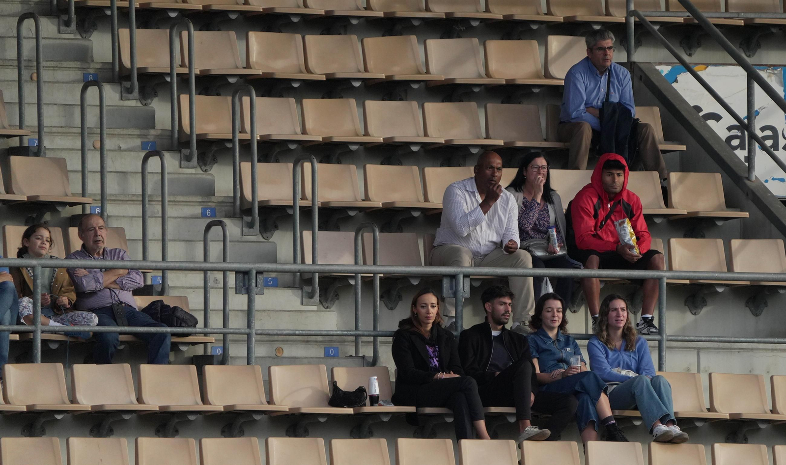 Búscate en el partido del Xerez DFC - Almería B
