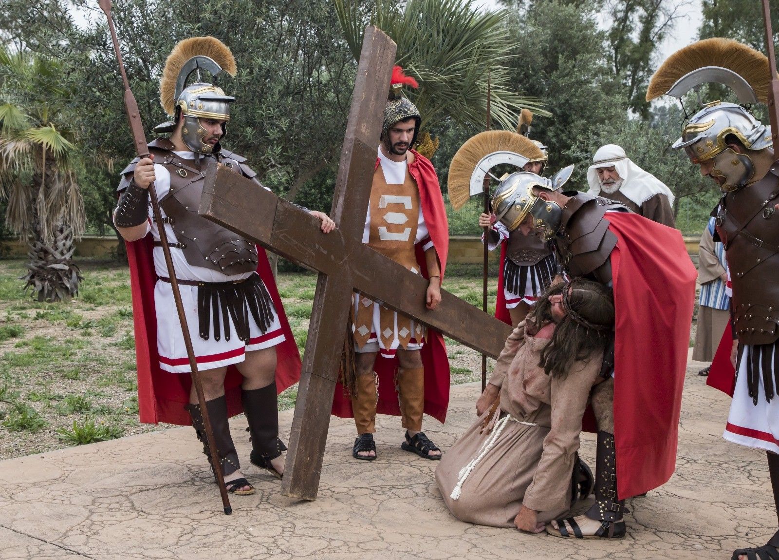 Una de las escenas de 'La Pasión de Cristo' en las calles de San Ignacio del Viar.
