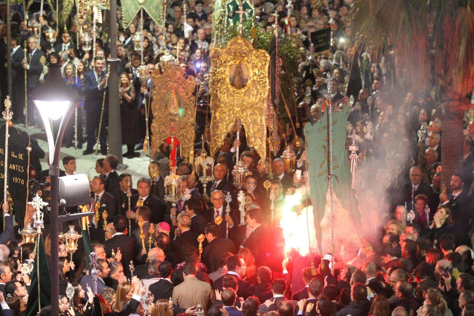 Imágenes del Recorrido del Rosario Glorioso de La Magna Rociera