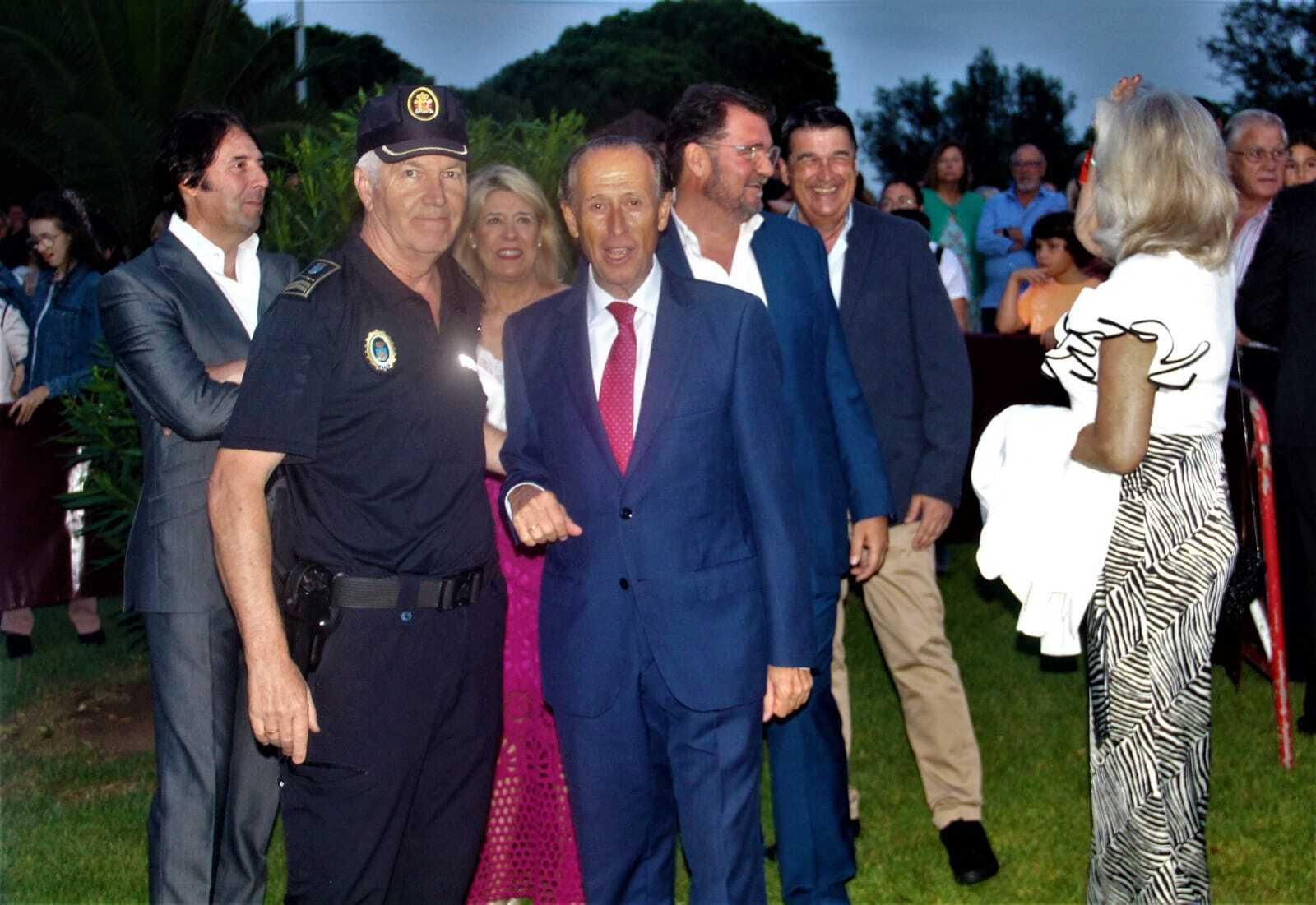 Feria de Chiclana 2023: Las imágenes de la noche de inauguración y el alumbrado