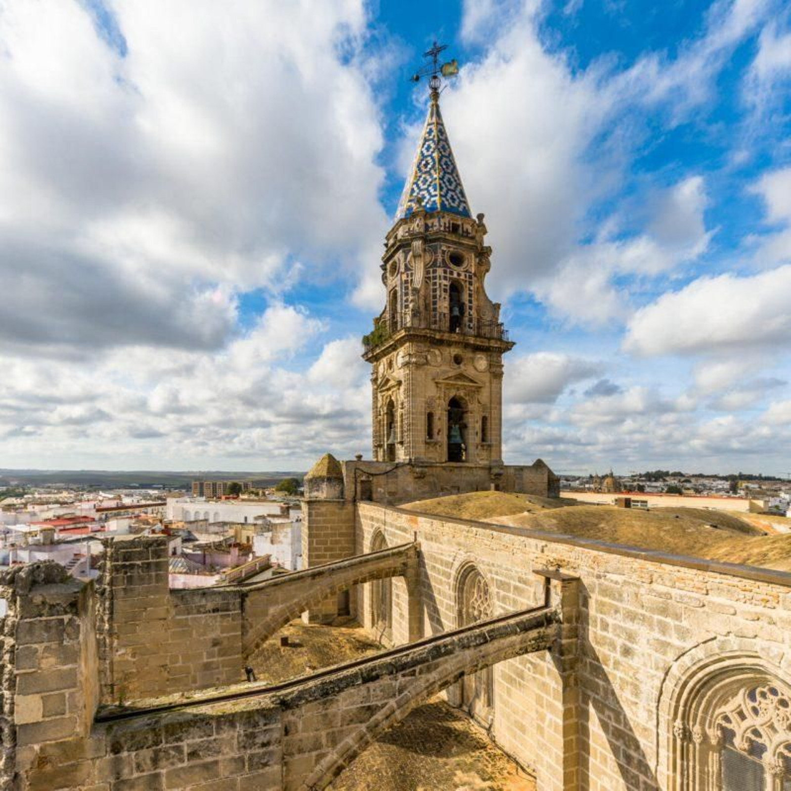 Zonas y monumentos clave del centro que debes conocer si vas a visitar Jerez durante el fin de semana de las motos