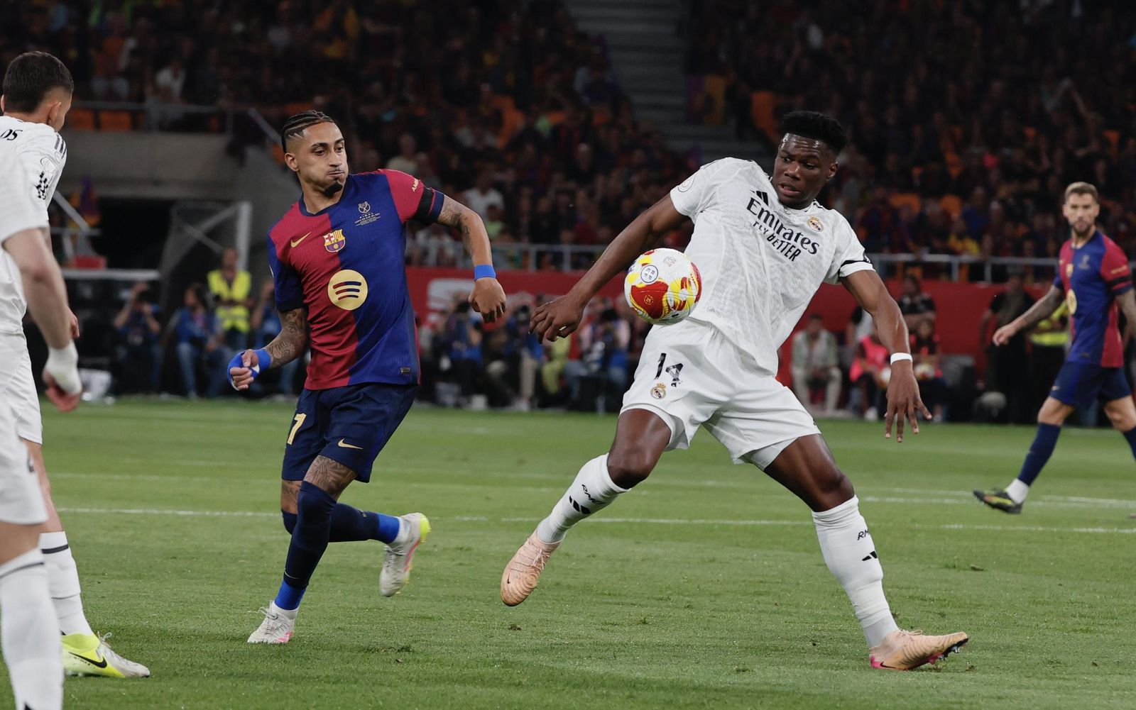 Las imágenes del FC Barcelona - Real Madrid de la Copa del Rey 2025