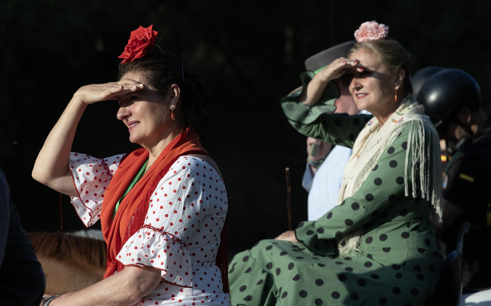 La Hermandad de Triana y Sevilla a su paso por el Vado de Quema