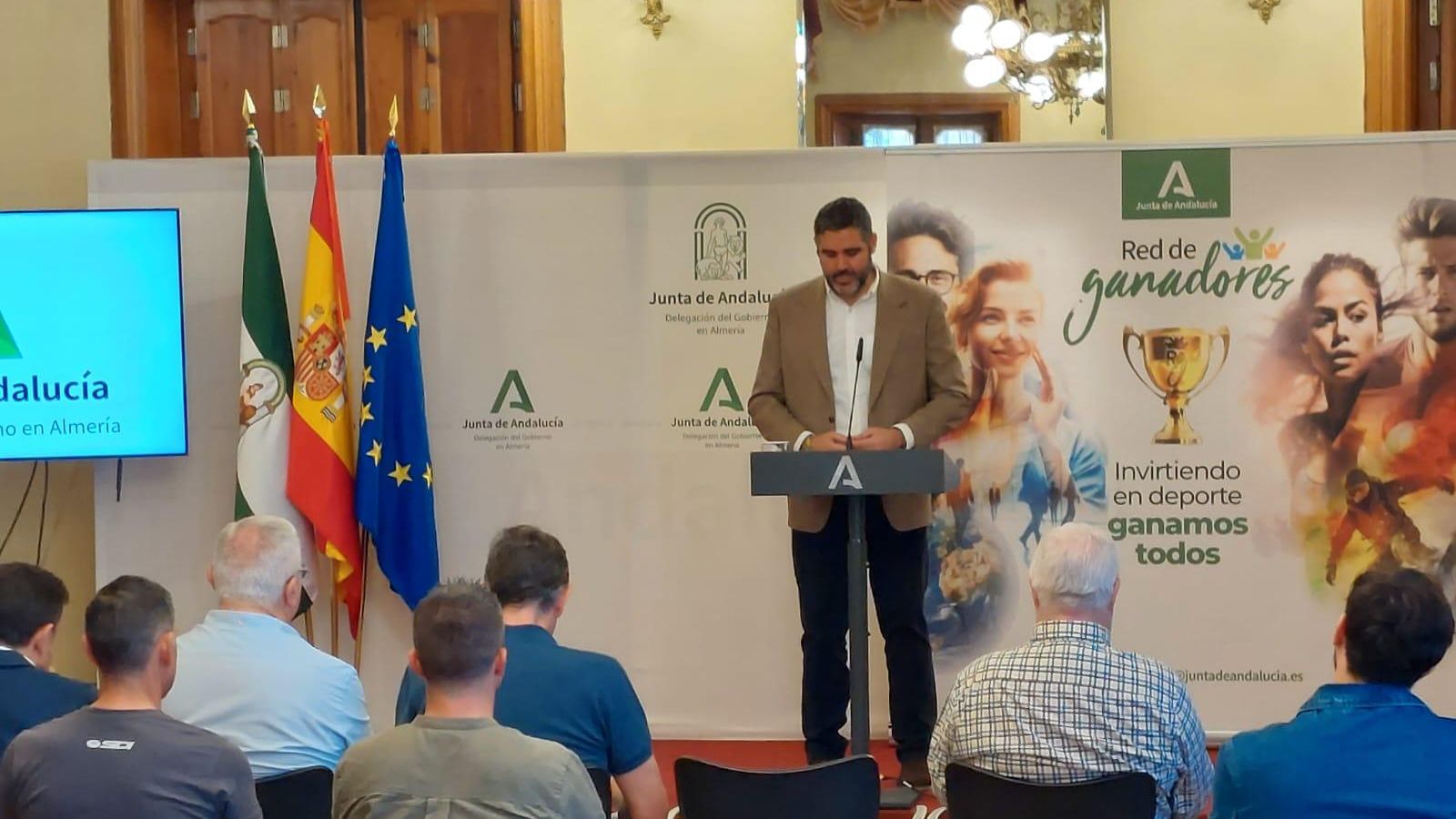 El delagado Juan José Alonso durante su intervención en el acto.