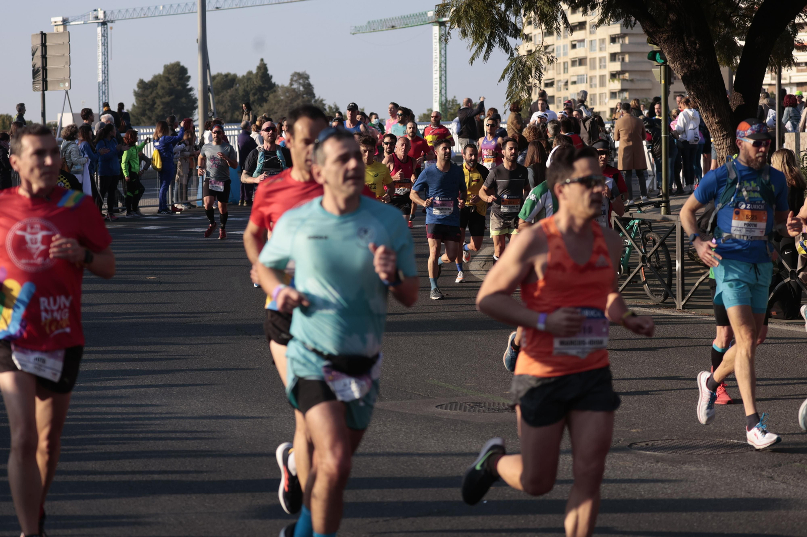 Las imágenes de la Maratón de Sevilla 2022 (9)