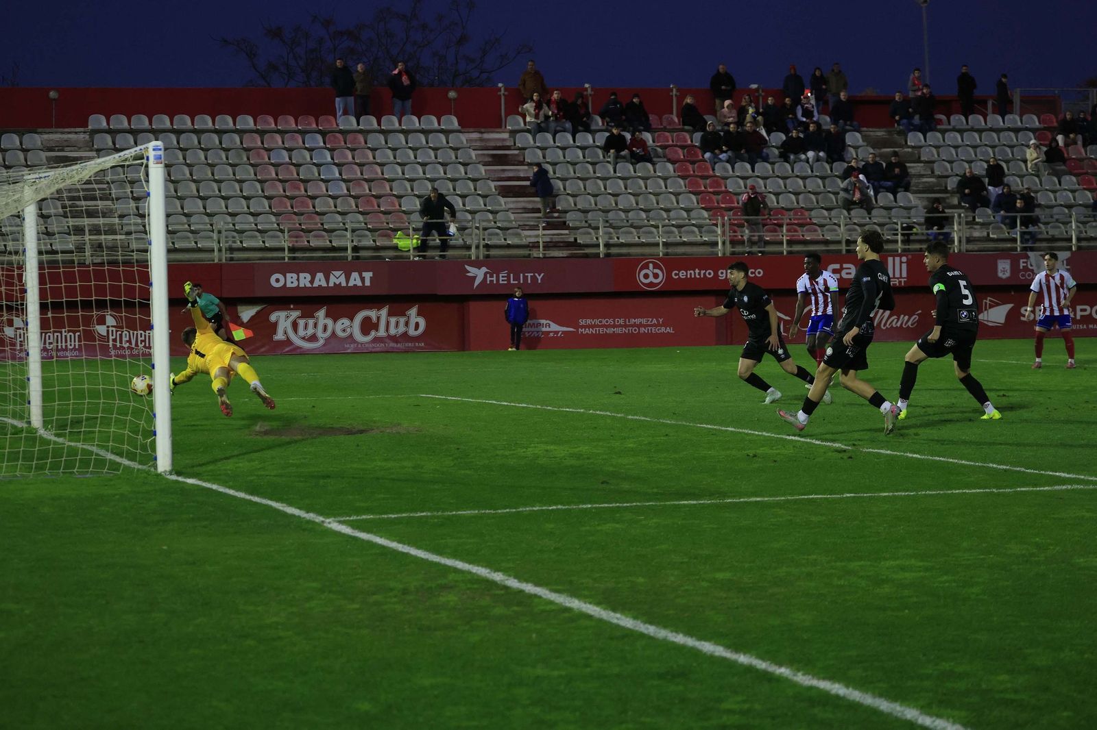 Las mejores fotos del Algeciras - Juventud Torremolinos de Primera Federación