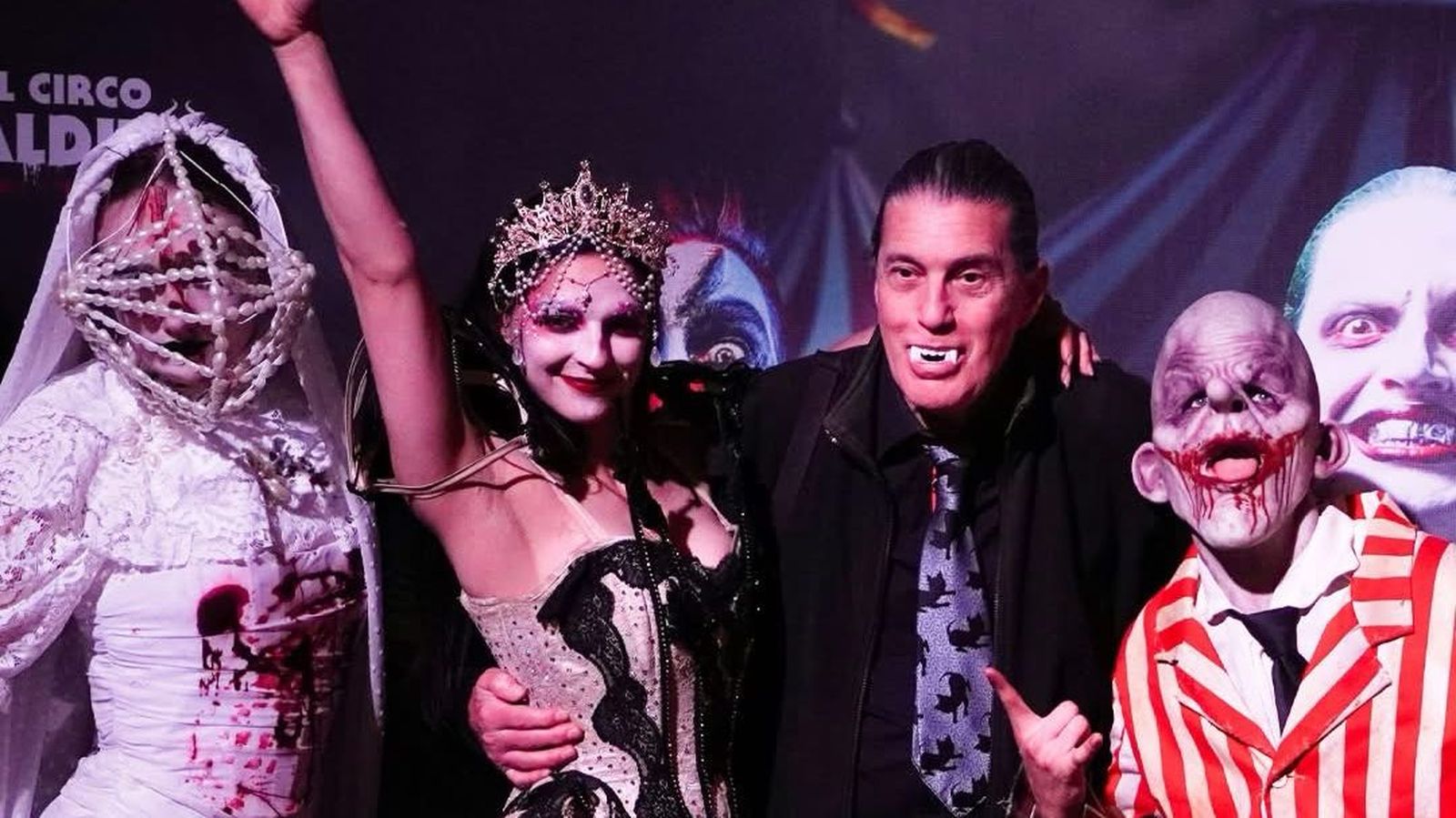 Parte del elenco de El Circo Maldito.