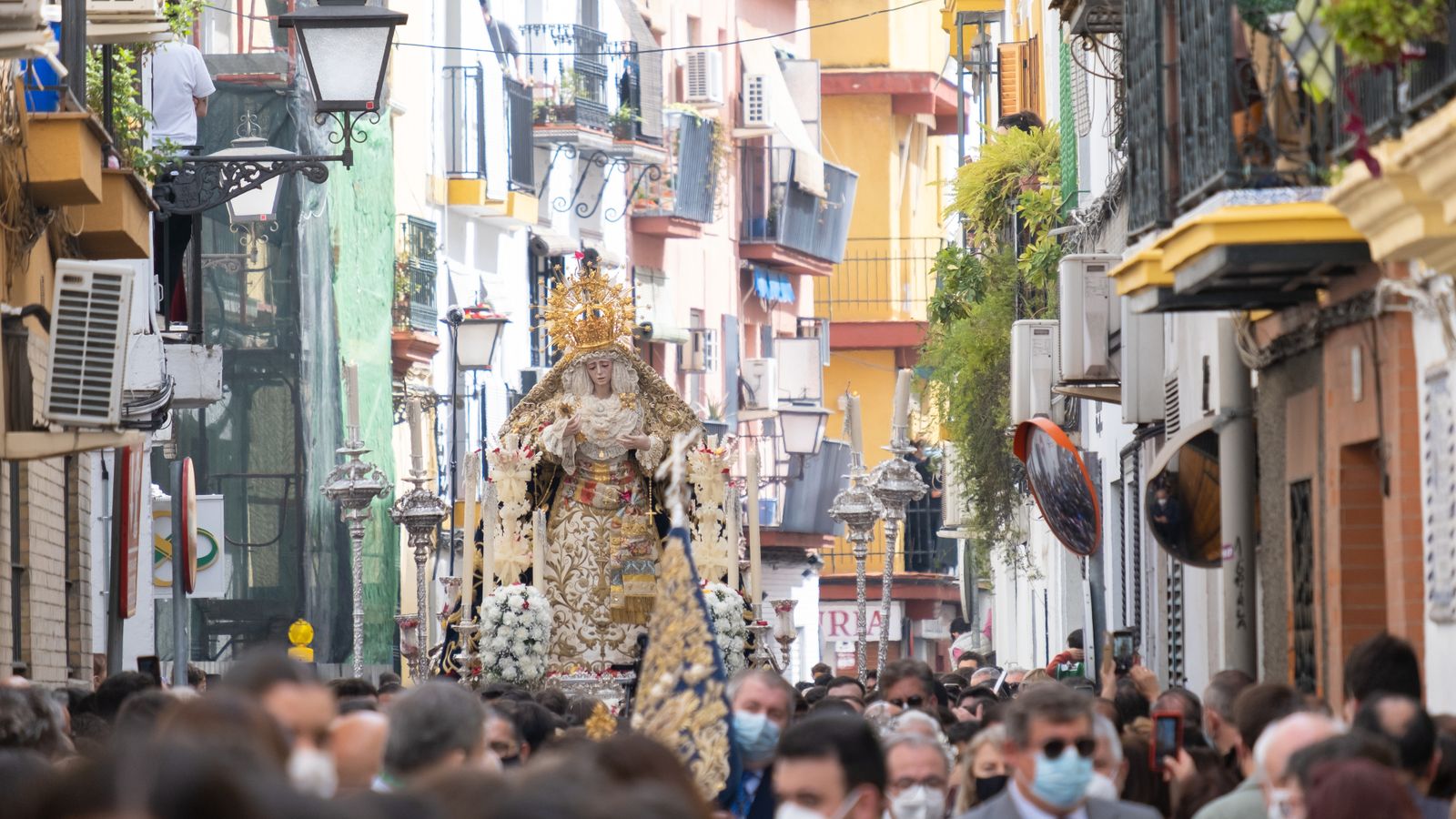 El traslado de la Estrella a su capilla, en imágenes