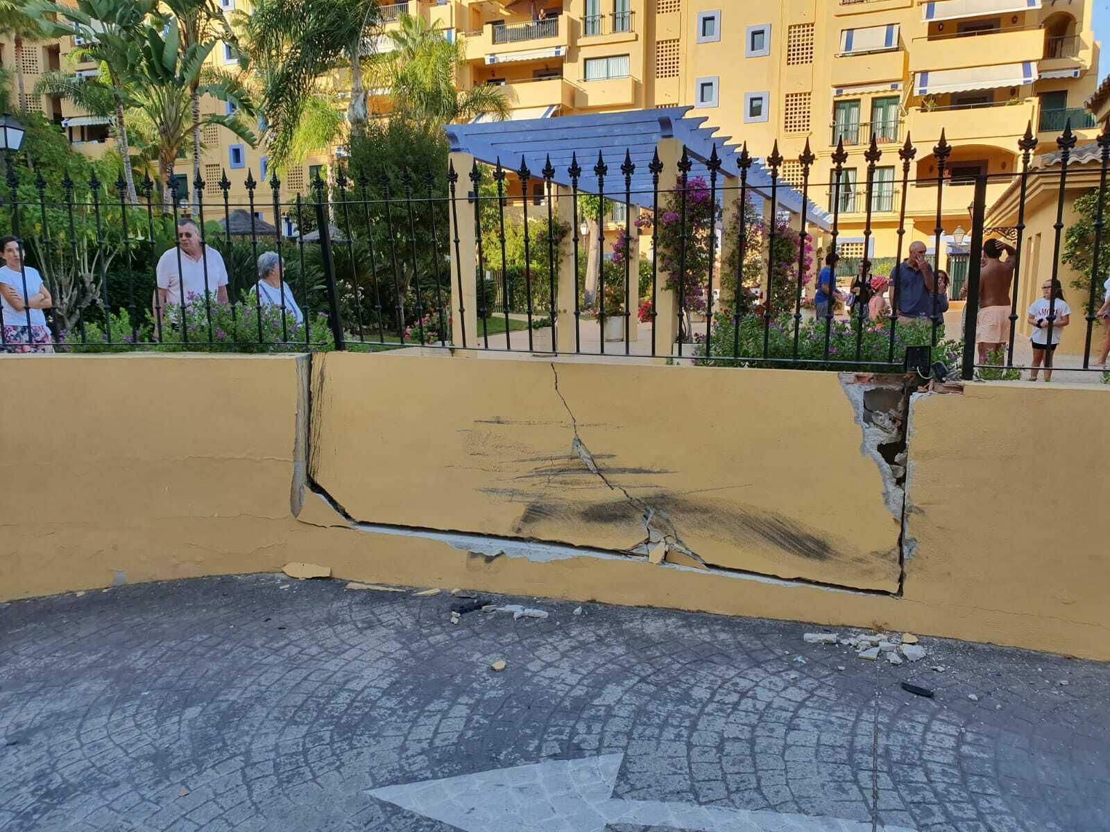Fotos del accidente de un vehículo con un niño de 12 años al volante en San Pedro