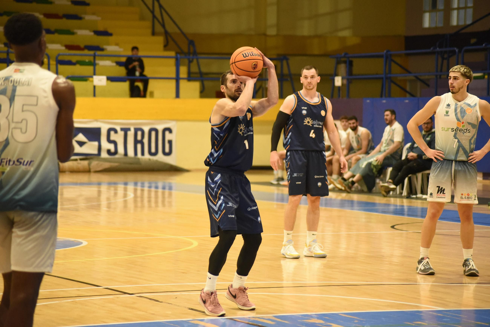 Las fotos del Unión Linense Baloncesto - Murgi de la Tercera FEB