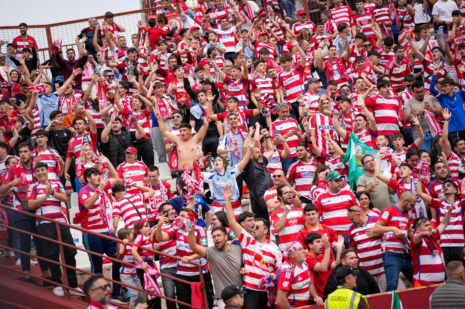 Encuéntrate en la grada en la invasión rojiblanca del Carlos Belmonte