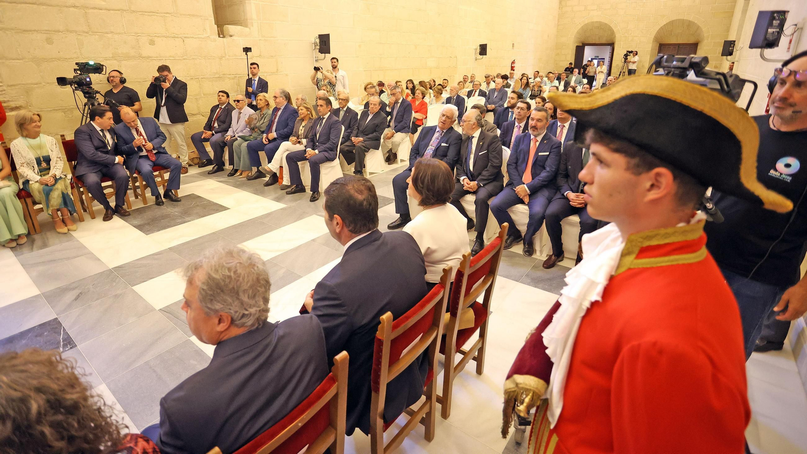 Imágenes de la entrega de la Medalla de Oro de la Ciudad de Jerez a la Hermandad de la Coronación