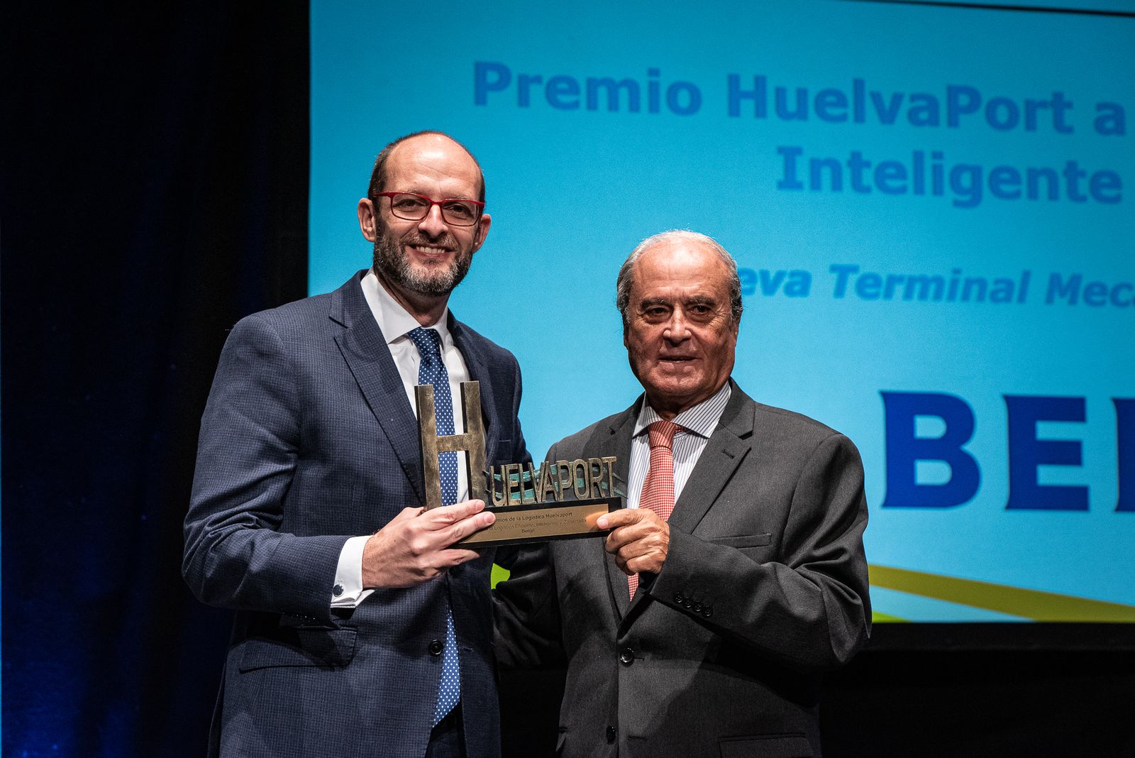 Imágenes de la III Entrega de Premios de la Logística de Huelvaport