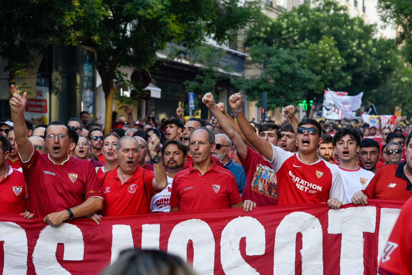 Manifestación del sevillismo contra la directiva del club
