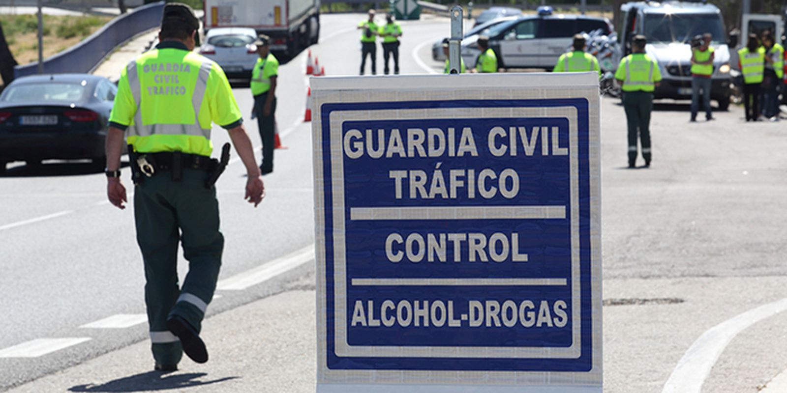 Guardias Civiles en un control reciente de alcohol y drogas.