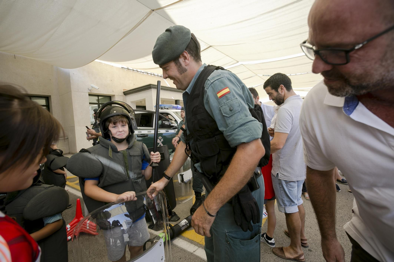 Jornada de puertas abiertas en la Comandancia de Cádiz