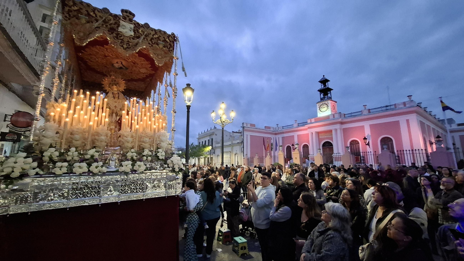 Virgen de la Amargura en Plaza de Jesús