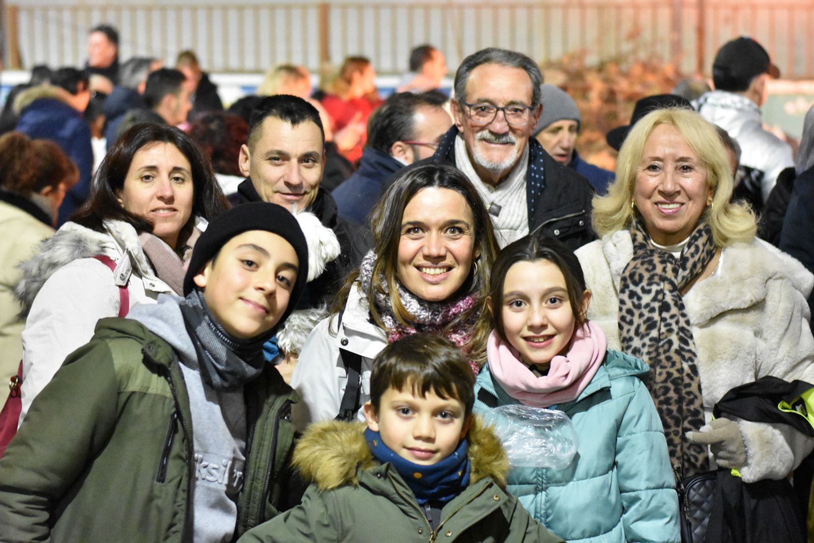Jaén brilla y disfruta al fuego de las lumbres de San Antón