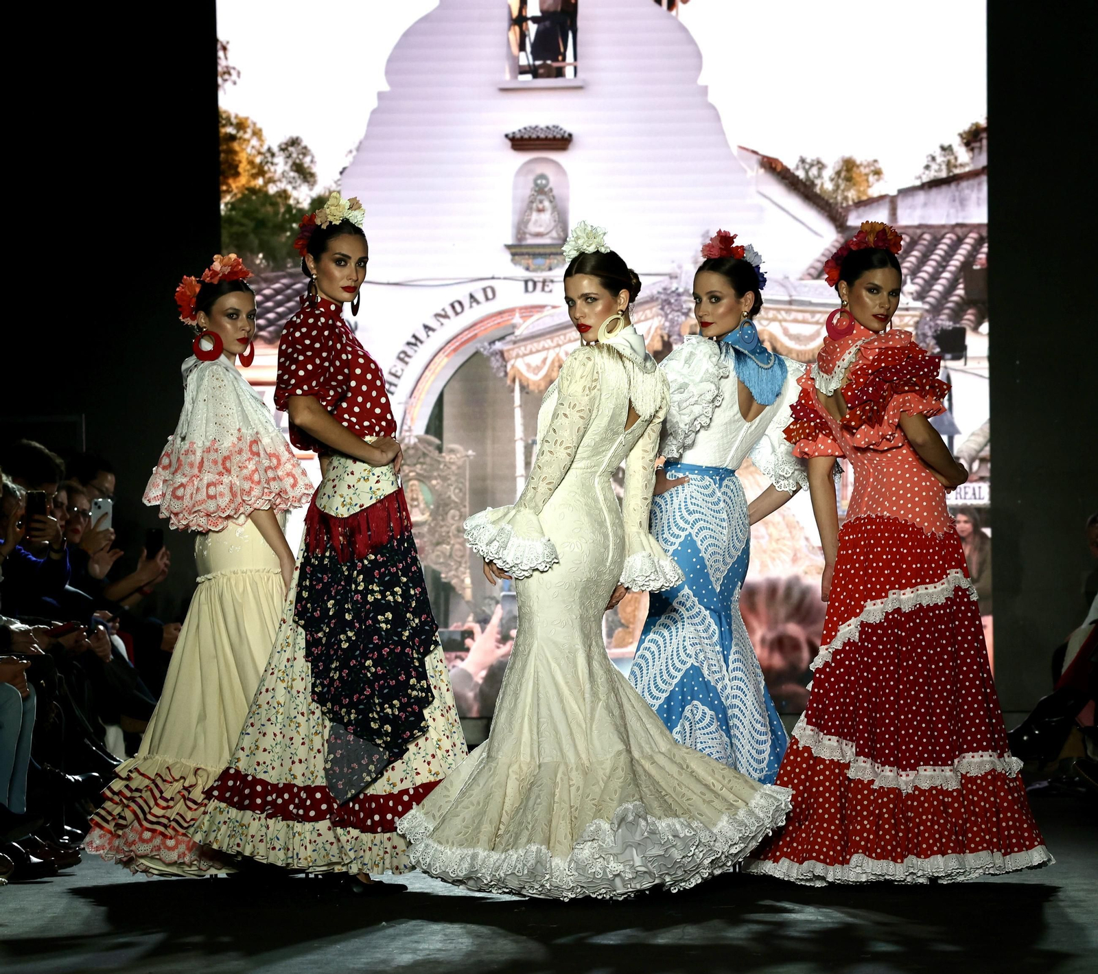 Desfile de la Hermandad del Rocio de Huelva en We Love Flamenco 2025, todas las fotos