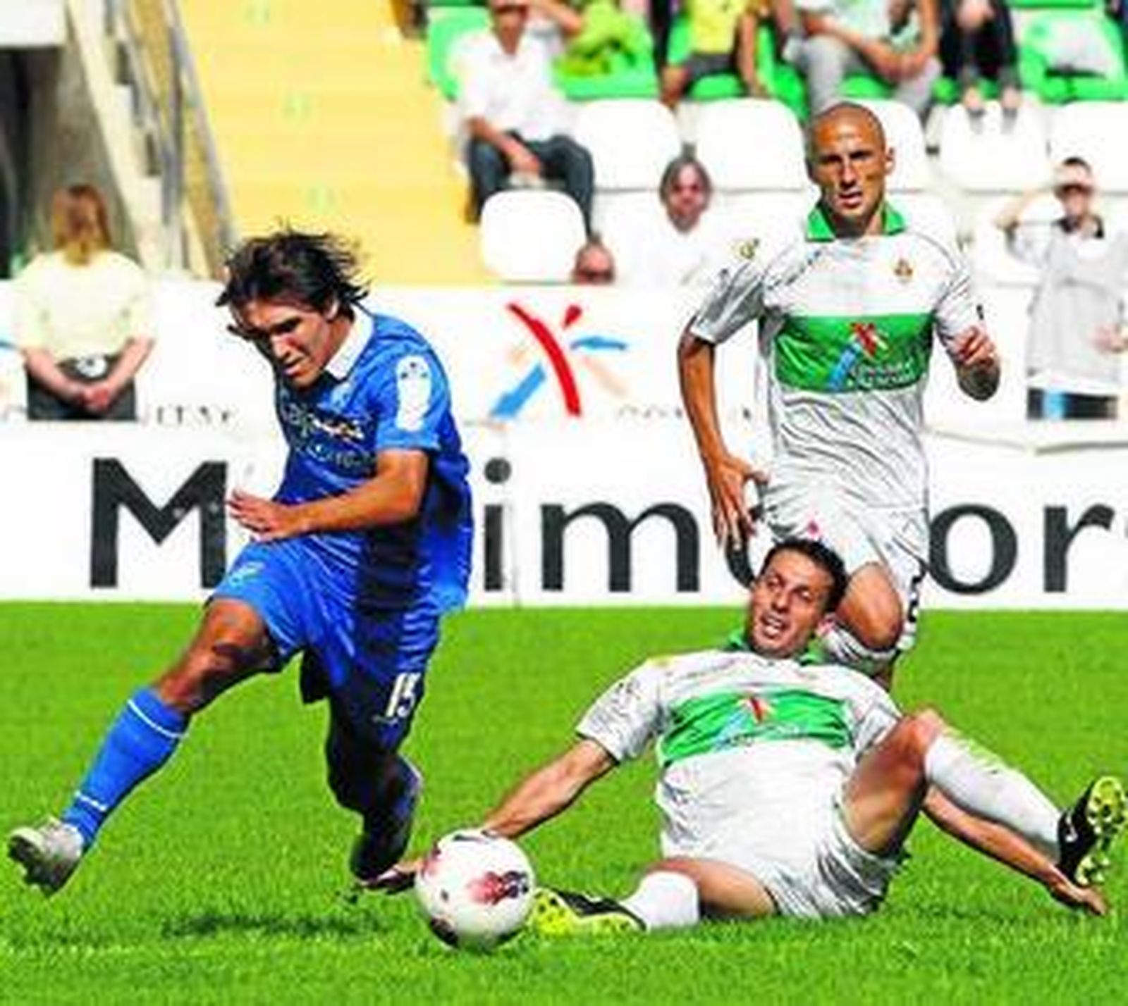 Los gaditanos se volvieron con las manos vacías de Elche.