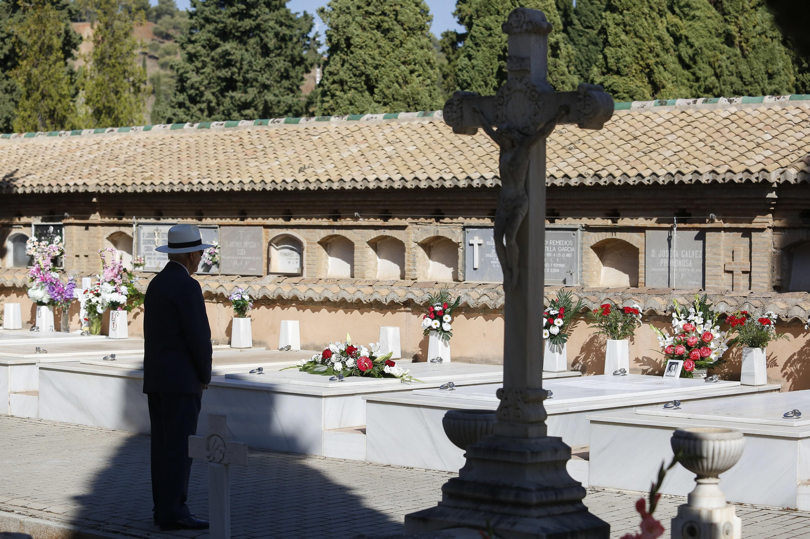 Las imágenes de la festividad de Todos los Santos