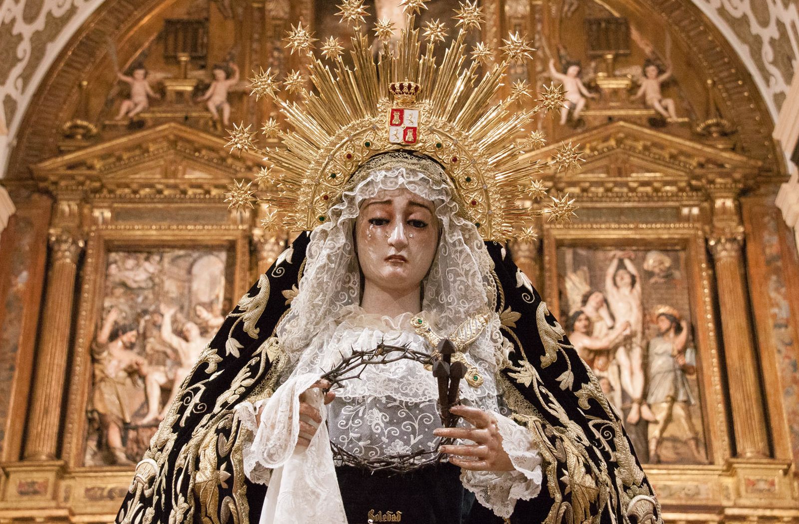 Insólita estampa de la Soledad de San Lorenzo en el inicio de sus cultos