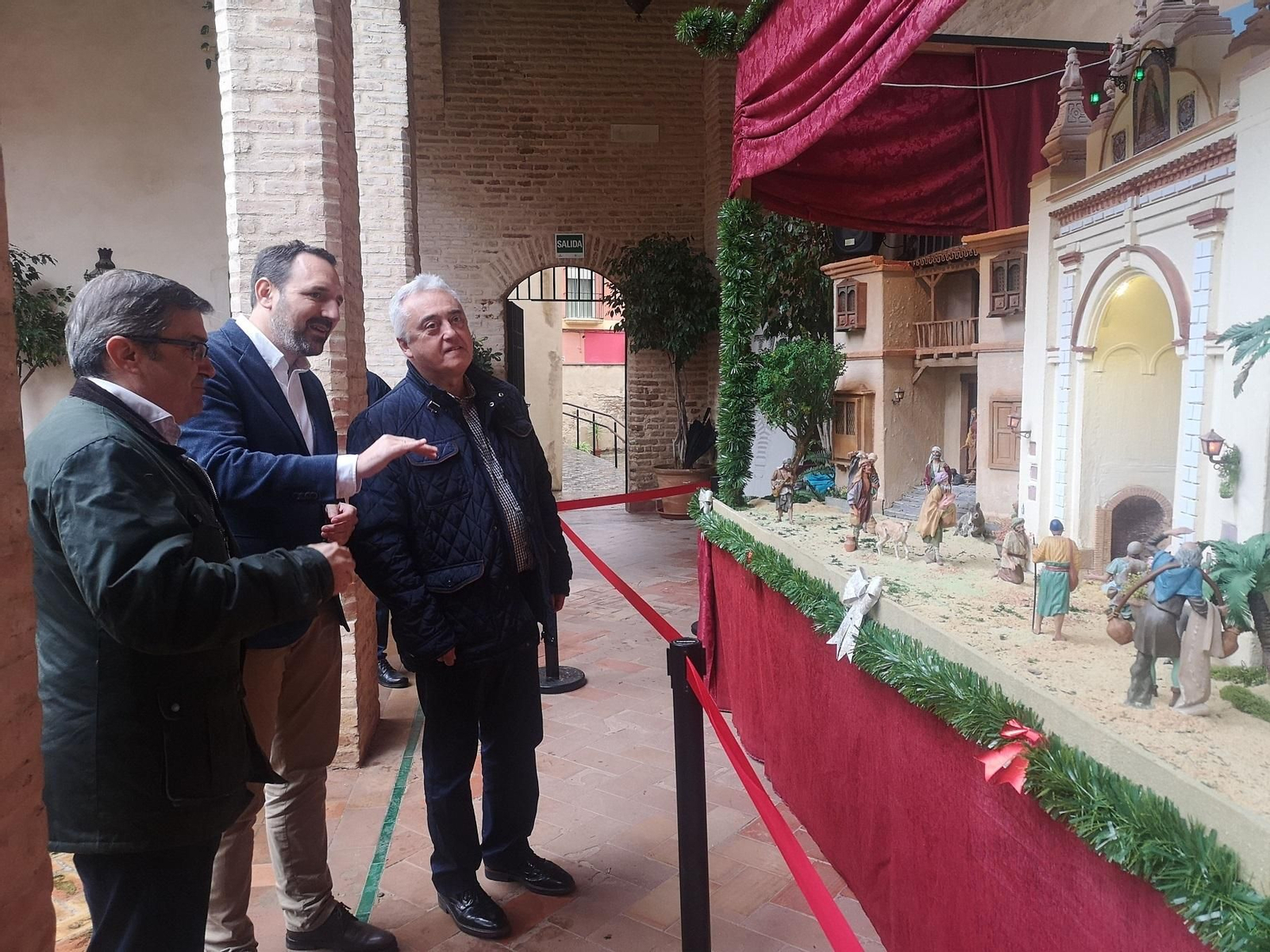 Una parte del Belén mudéjar donde se representa el arco de la Macarena.