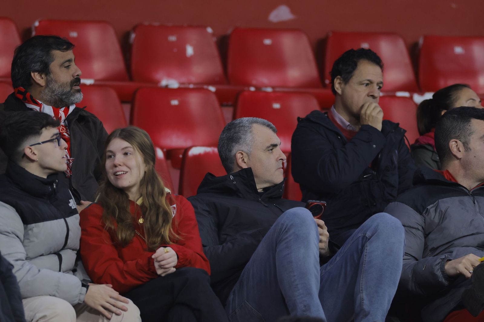 Búscate en las fotos del Sevilla - Celta