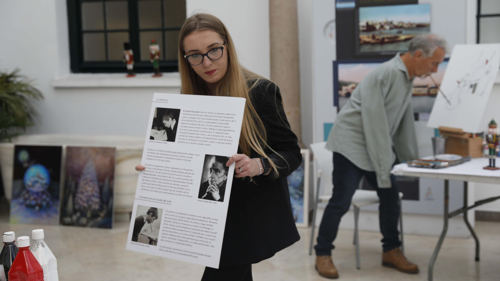 Las fotos del taller de pintura del artista Krzysztof Kosowski