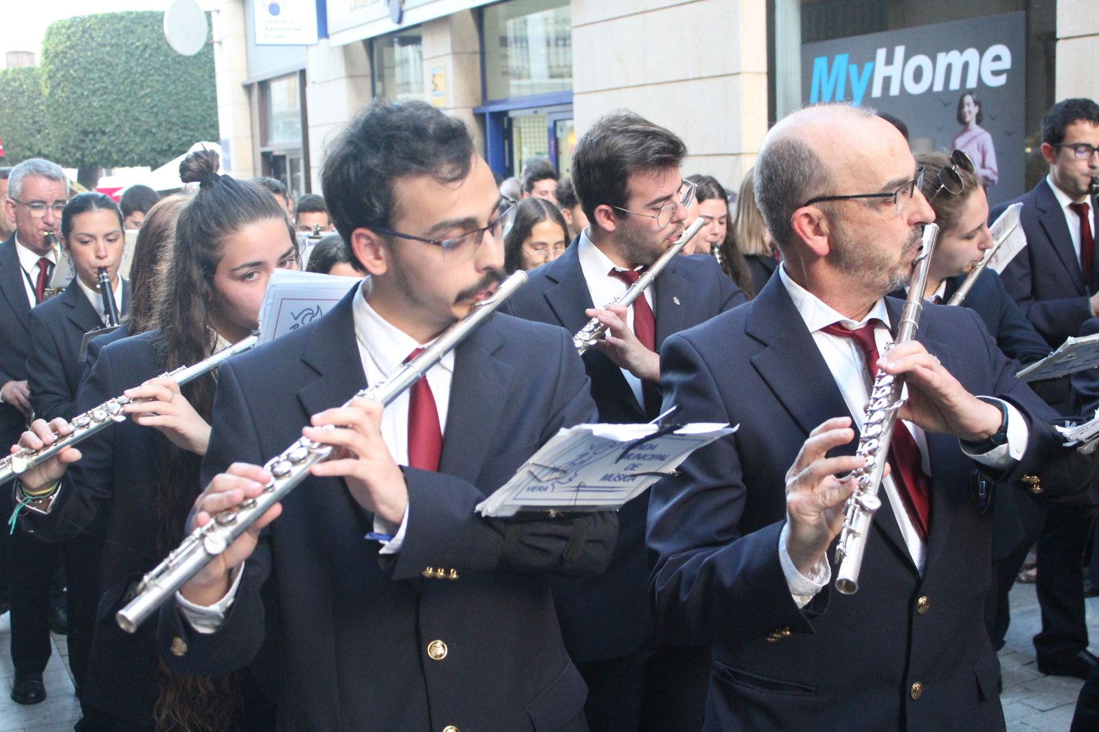 La procesión del Martes Santo en Vera, en imágenes