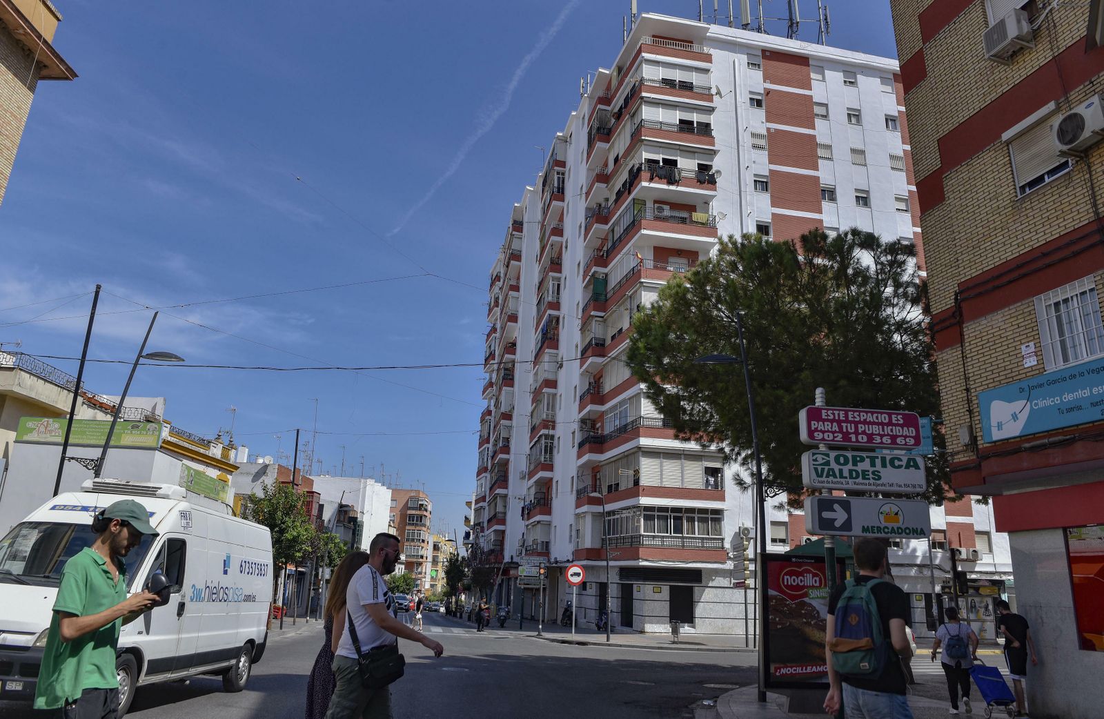 Un perspectiva de la arteria comercial de San Juan.
