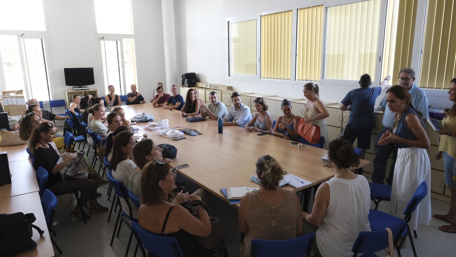 Kina Jiménez visita el Conservatorio Profesional de Danza que lleva su nombre