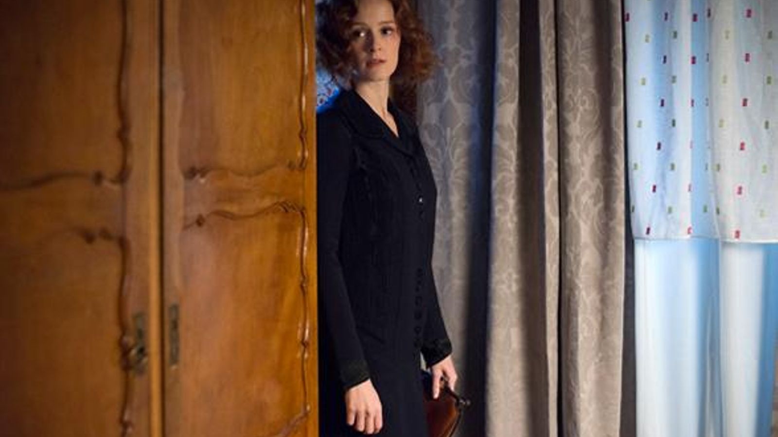 Ana Polvorosa como Sara en 'Las chicas del cable'.