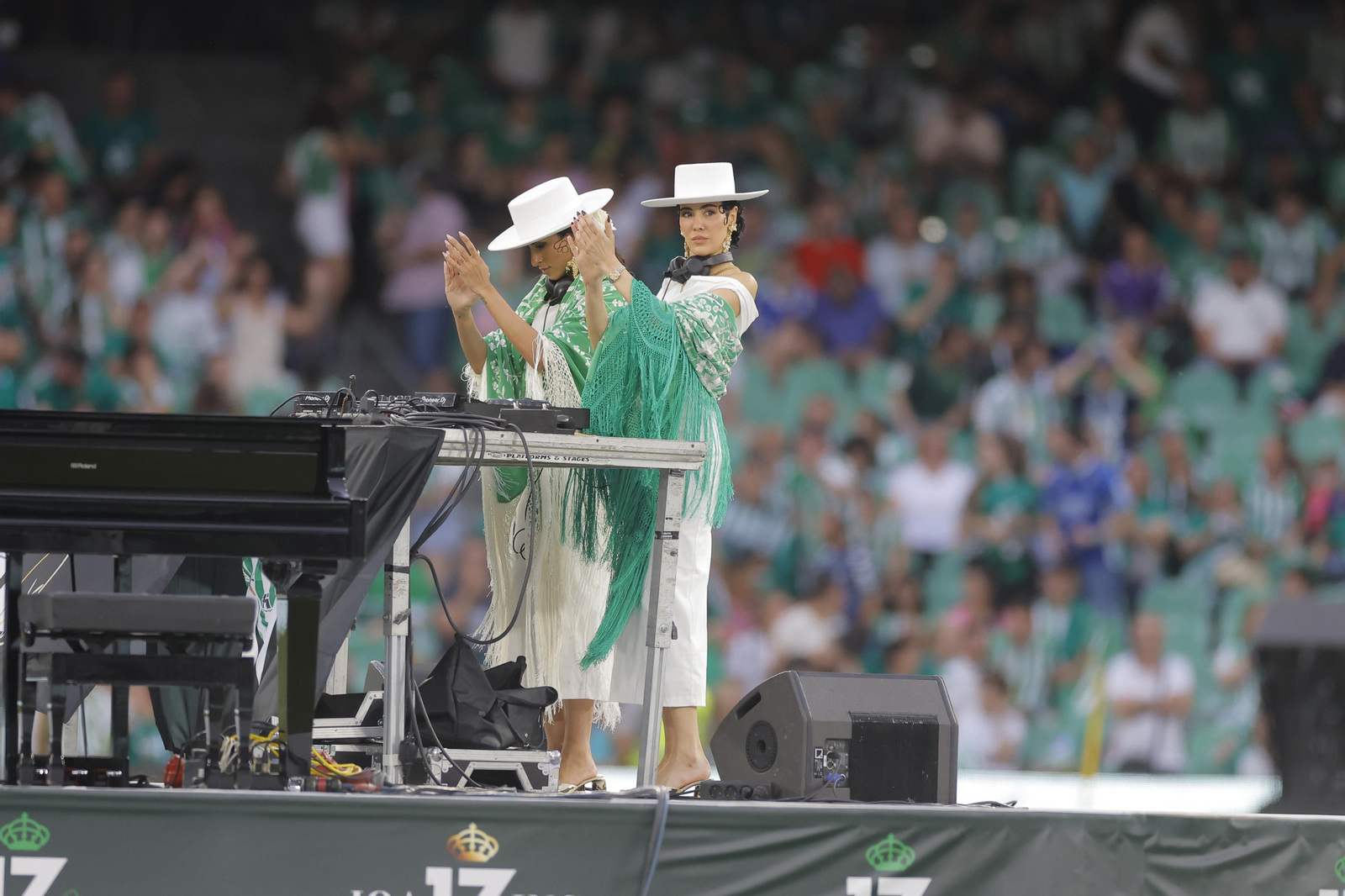 Búscate en las fotos de la despedida de Joaquín