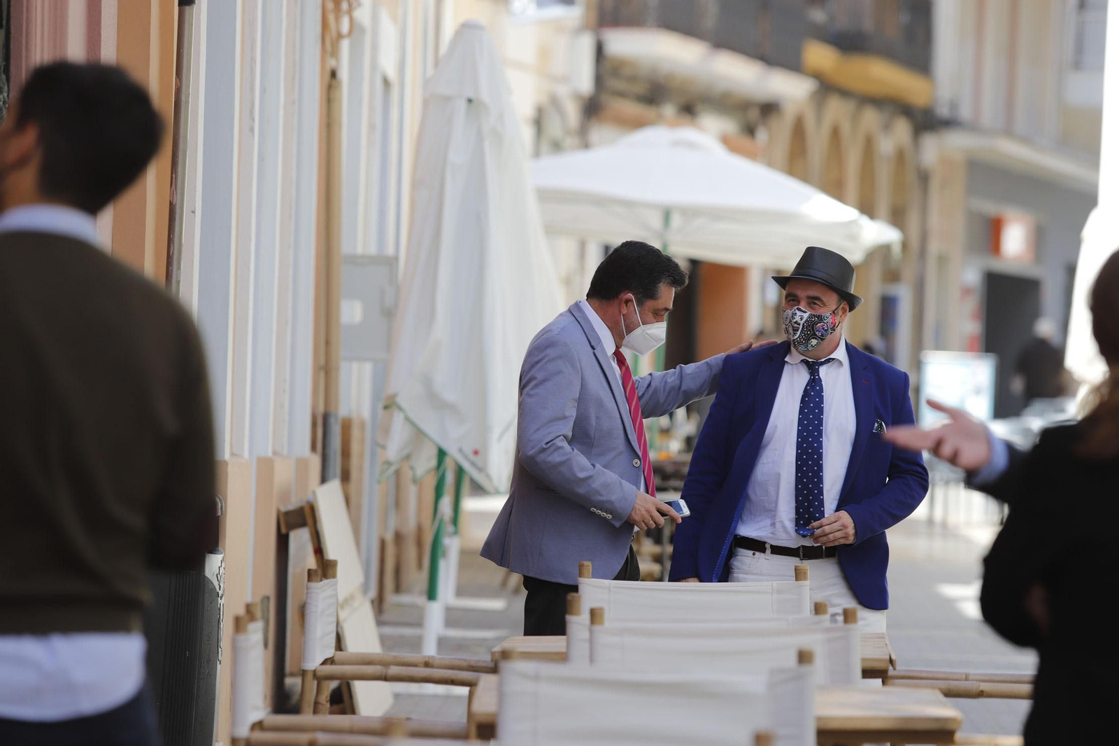 Imágenes de la tertulia "El Aguaó"