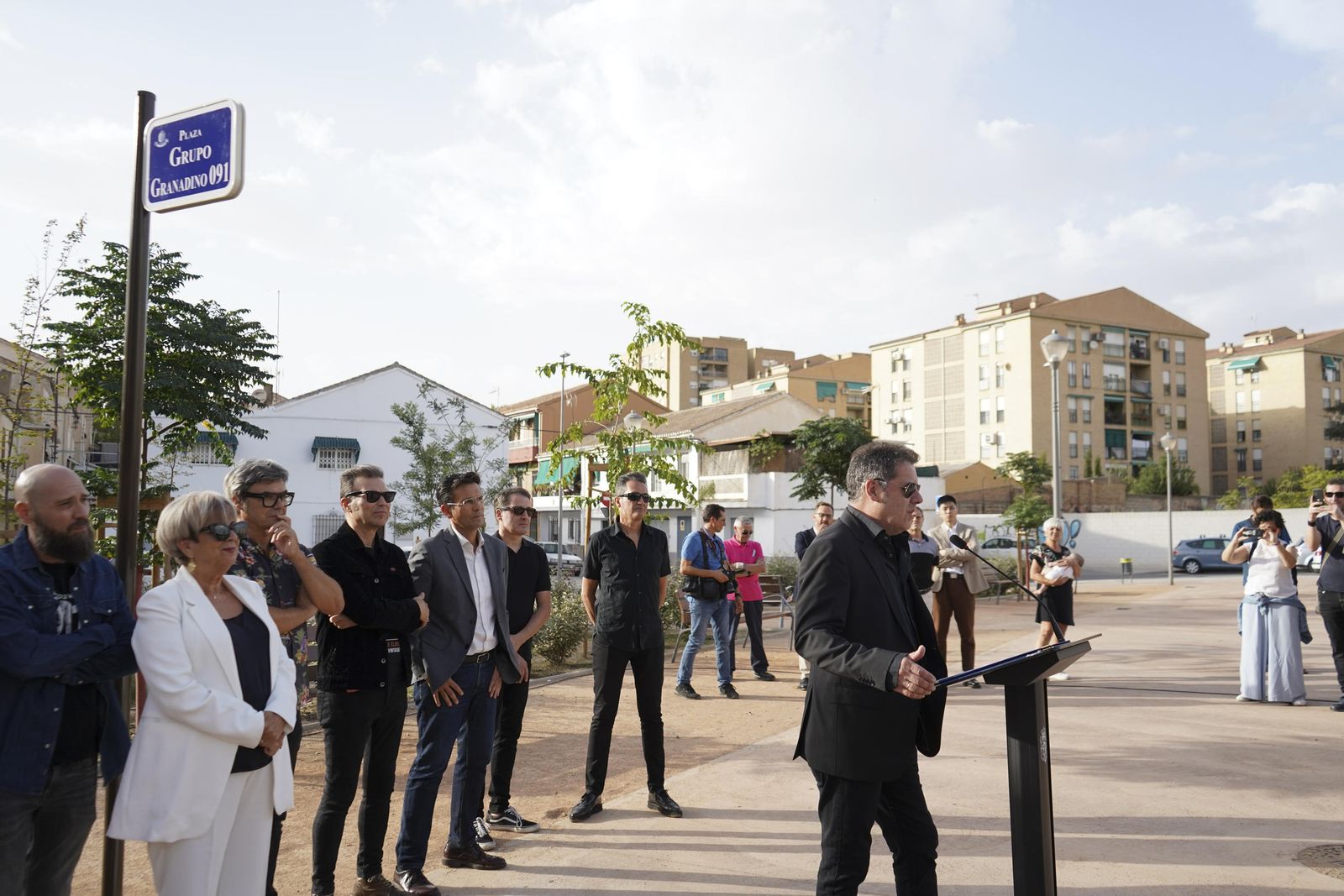 Granada homenajea a 091, seña de identidad del rock, dedicándole un parque
