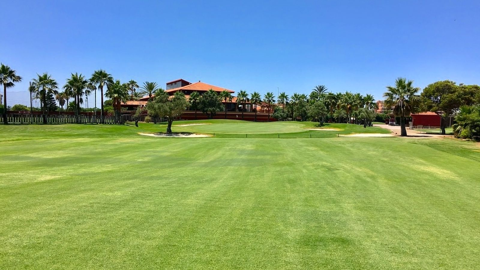 Instalaciones del Club de Golf Playa Serena de Roquetas de Mar.
