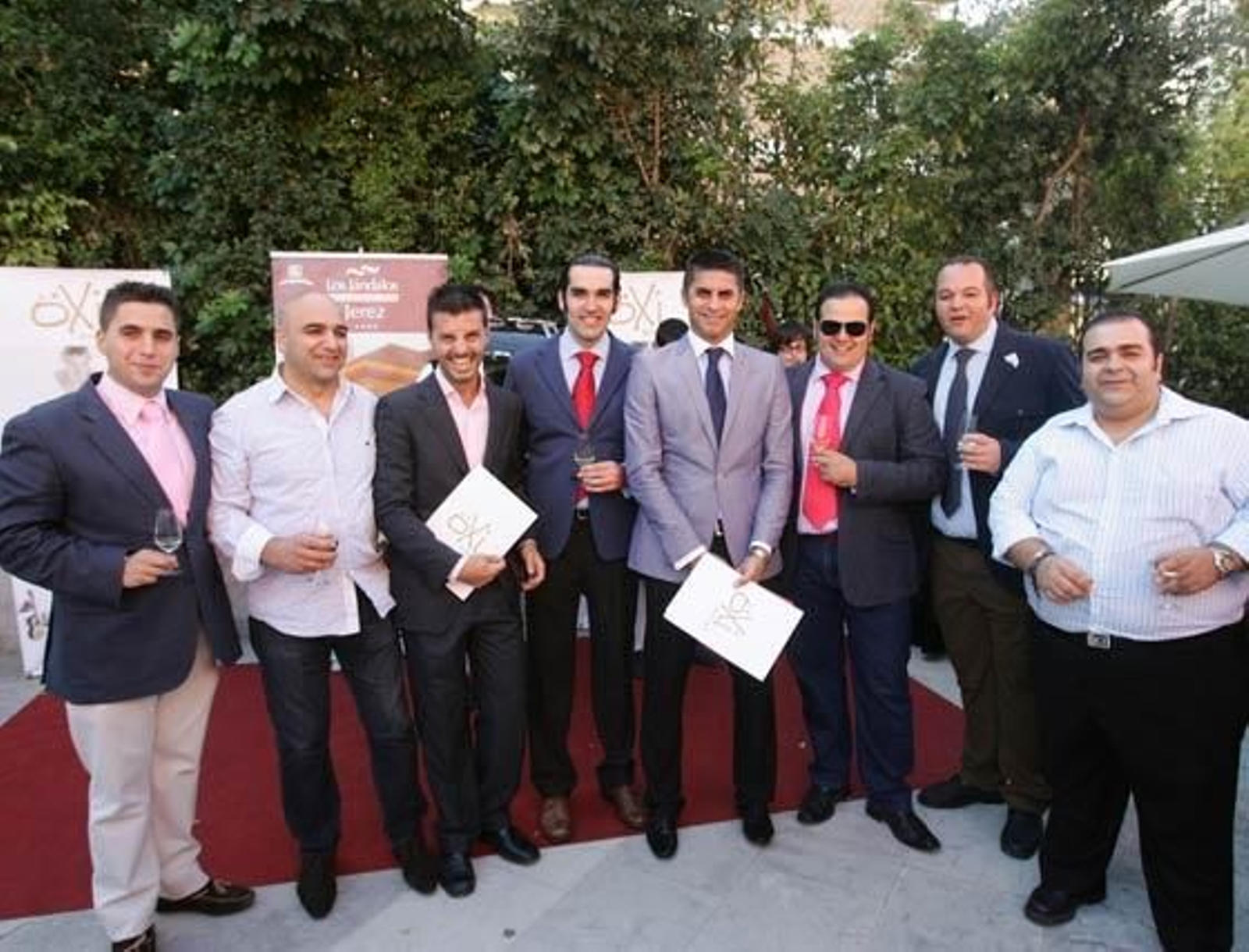 El Hotel Los Jándalos acoge la ceremonía de investidura de Emilio Viquiera, director deportivo del Xerez, como nuevo cofrade honorífico de la Cofradía del Botillo

Foto: Pascual