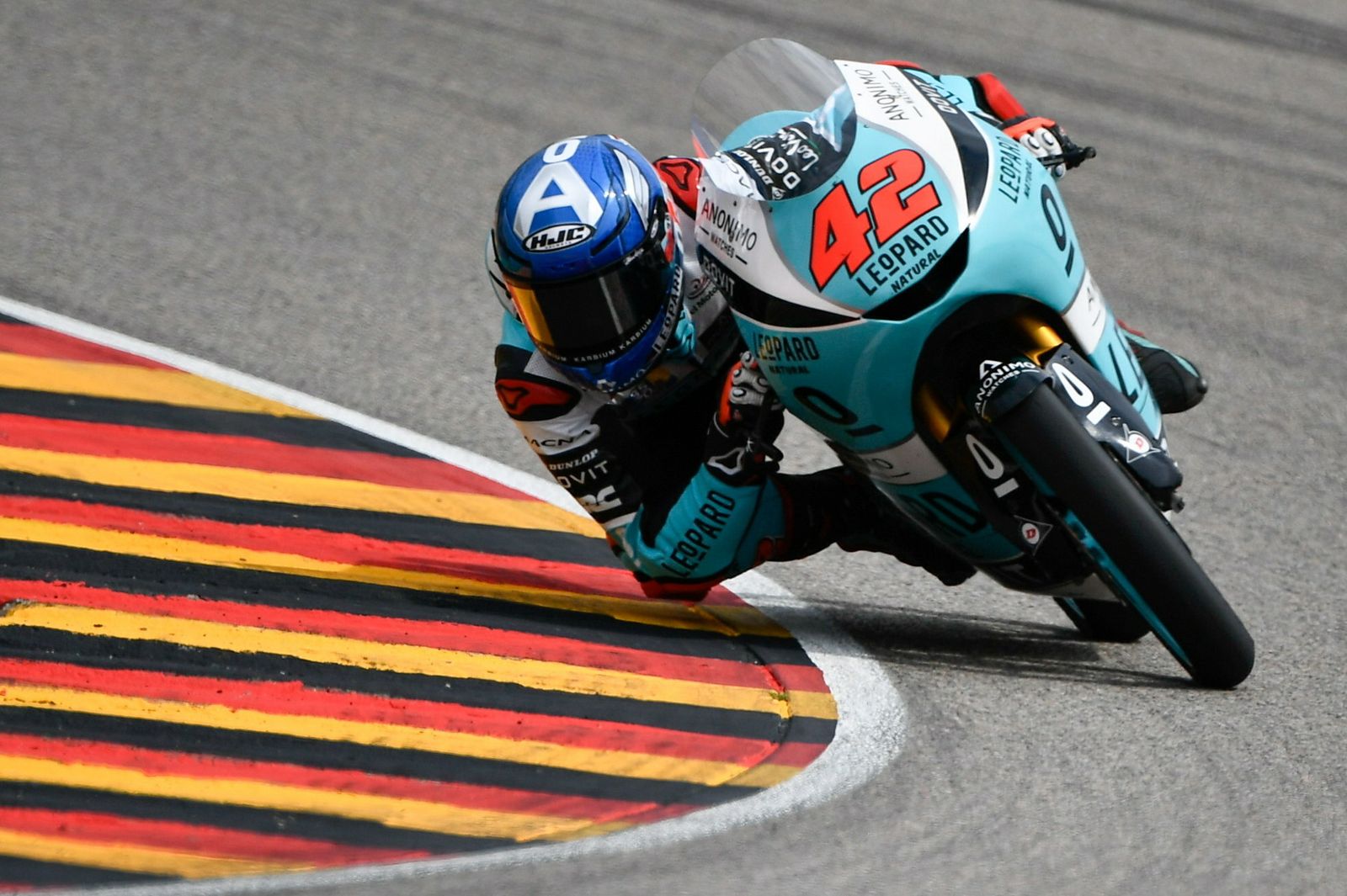 Marcos Ramírez traza una curva en el Gran Premio de Alemania disputado el pasado mes de julio, en el que terminó segundo.