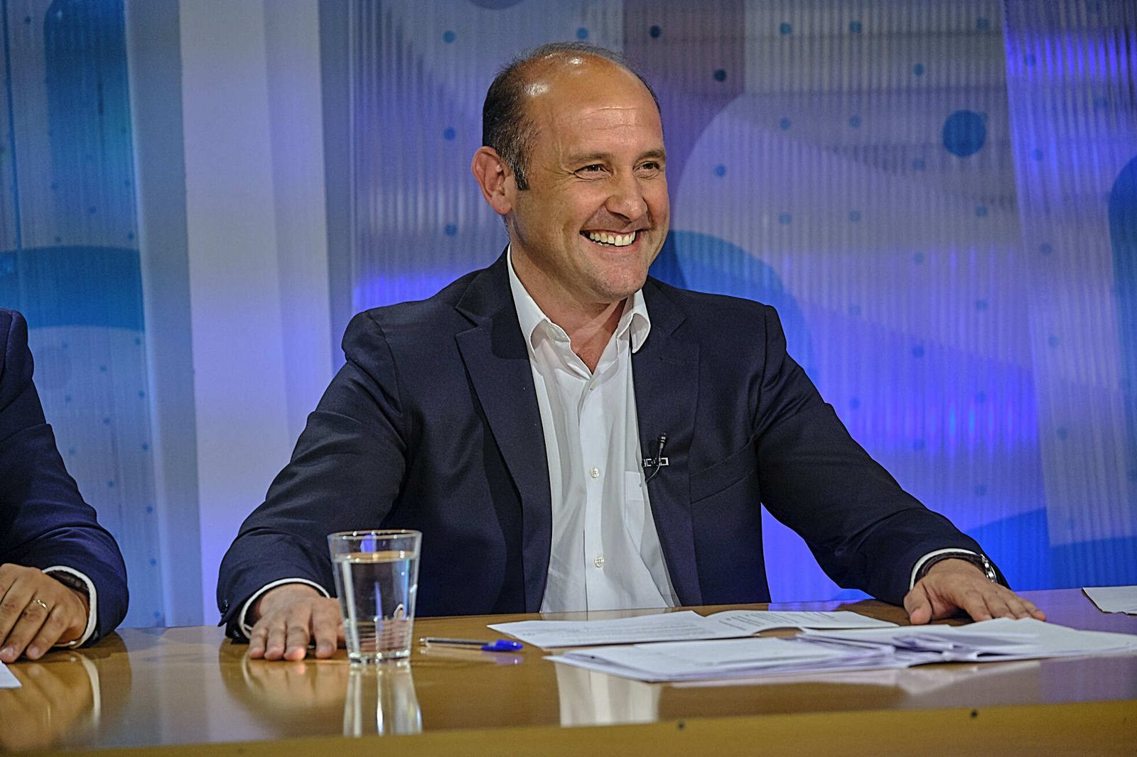 Los gestos de los candidatos durante el debate de las municipales en Onda Cádiz.