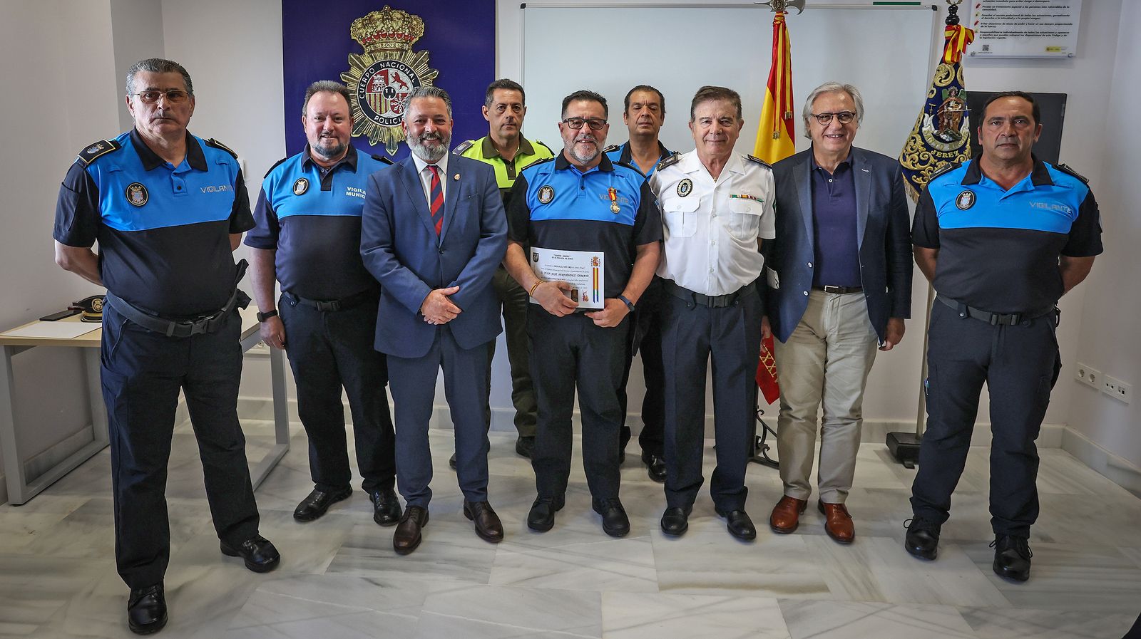 Imágenes de la entrega de las medallas de oro del Santo Ángel