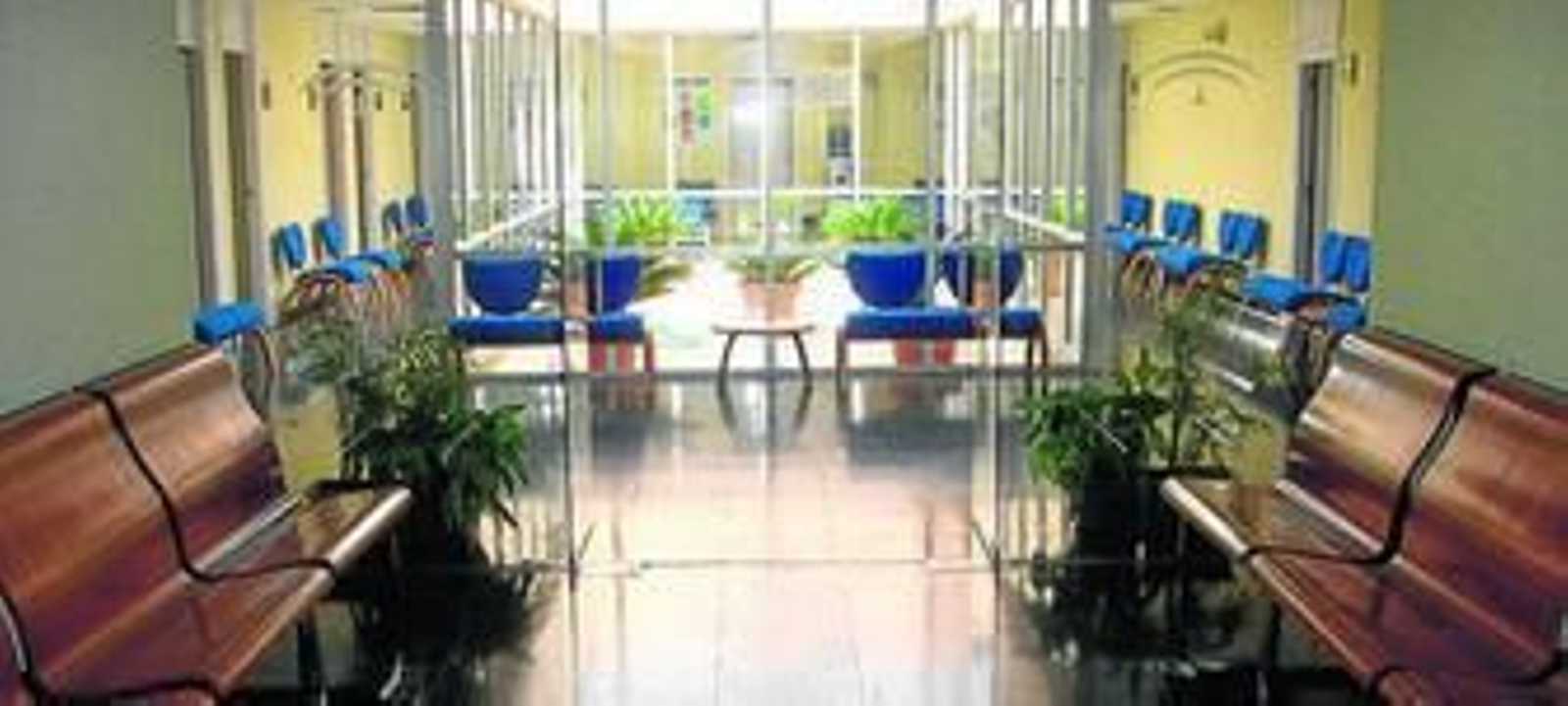 La Junta vende nueve inmuebles