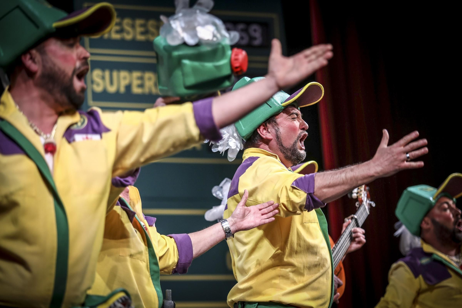 Chirigota Los niños de la Petróleo